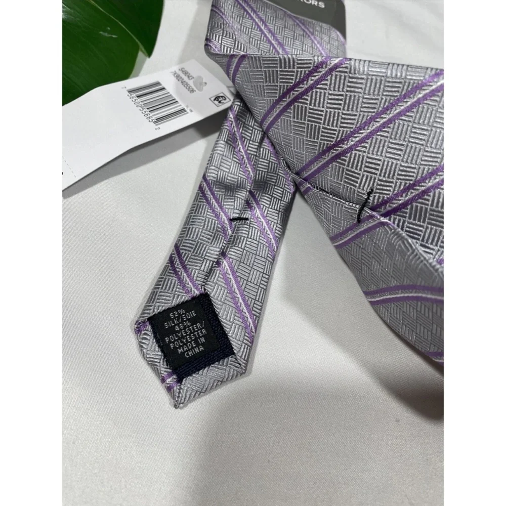 NWT $70 Michael Kors [ Men's Tie ] Cross-Hatch and Stripe in Grey/ Purple‎